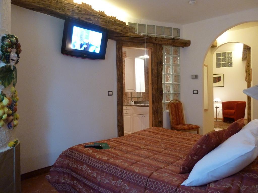 Hotel Ancora Castello-Molina di Fiemme Екстериор снимка