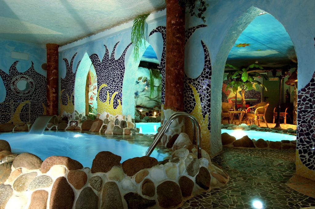 Hotel Ancora Castello-Molina di Fiemme Екстериор снимка