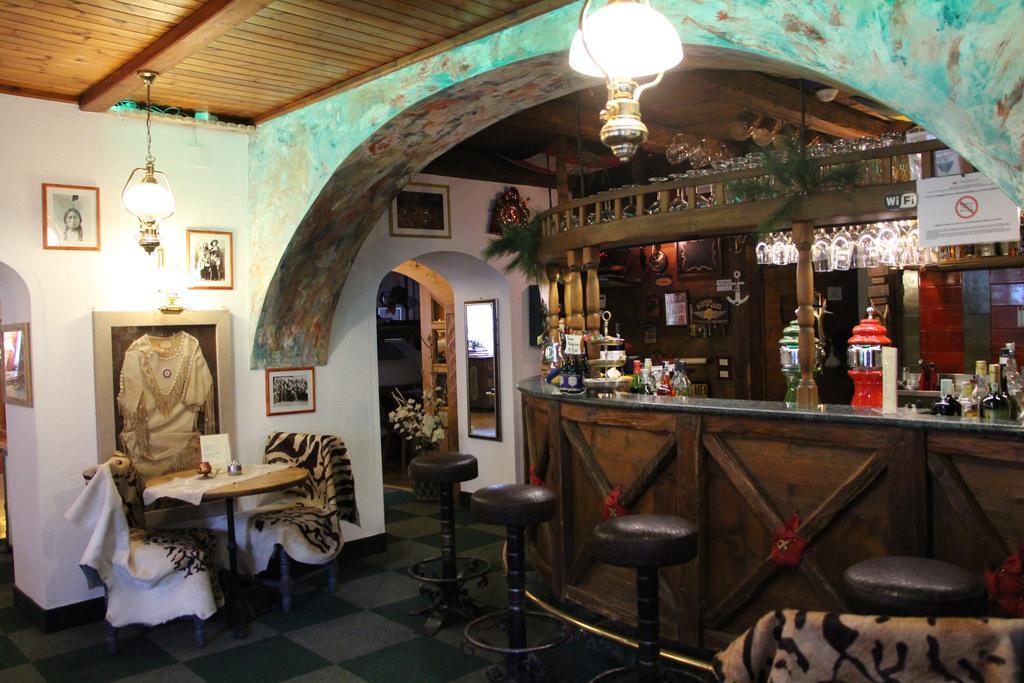 Hotel Ancora Castello-Molina di Fiemme Екстериор снимка