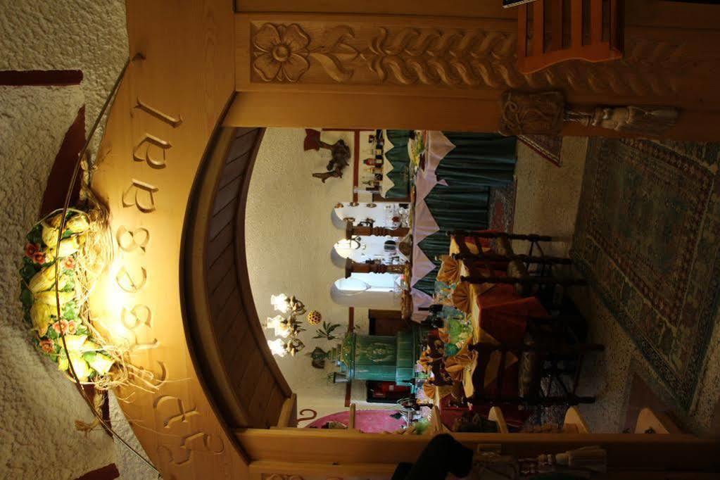 Hotel Ancora Castello-Molina di Fiemme Екстериор снимка