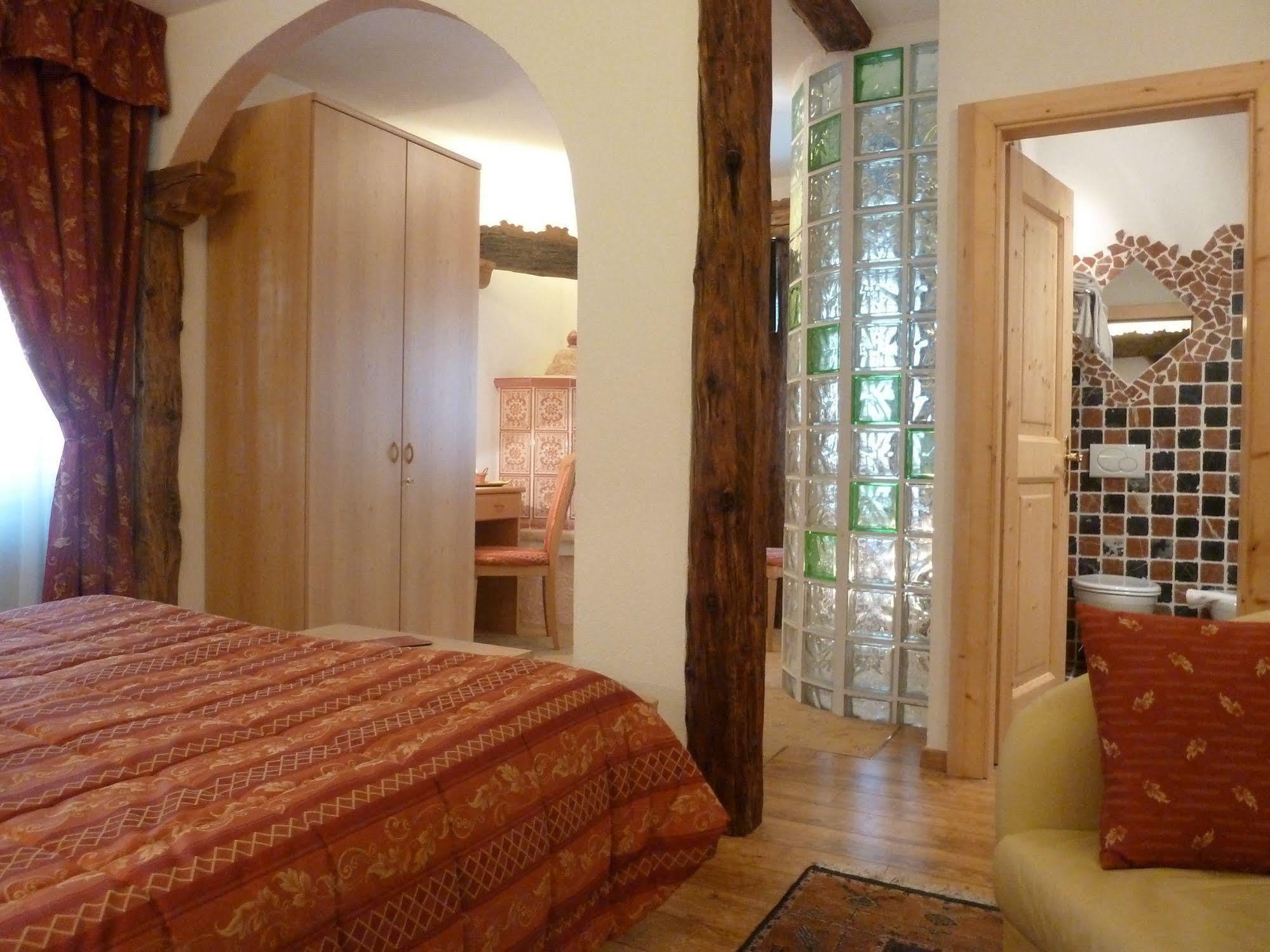 Hotel Ancora Castello-Molina di Fiemme Екстериор снимка