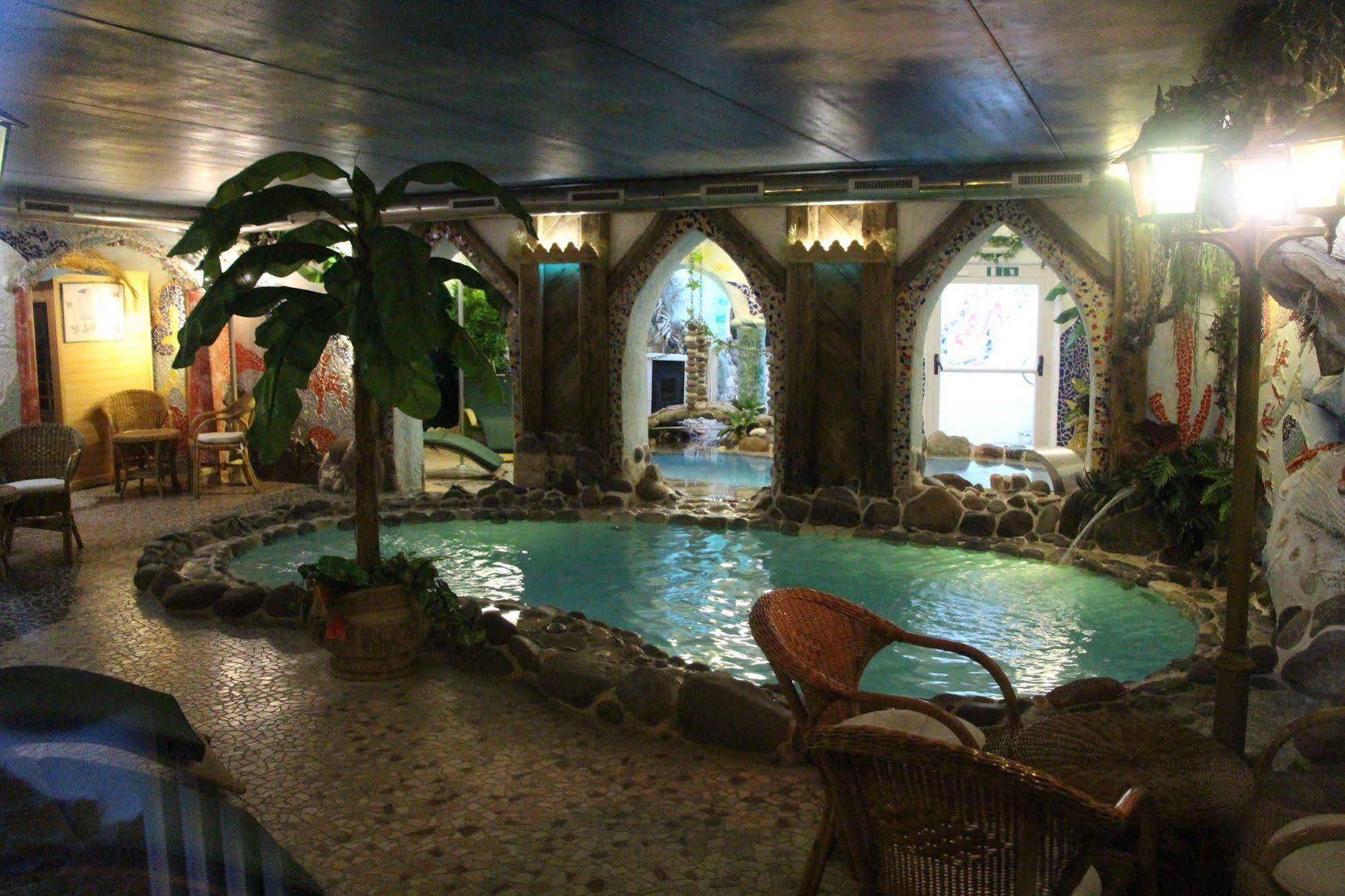 Hotel Ancora Castello-Molina di Fiemme Екстериор снимка