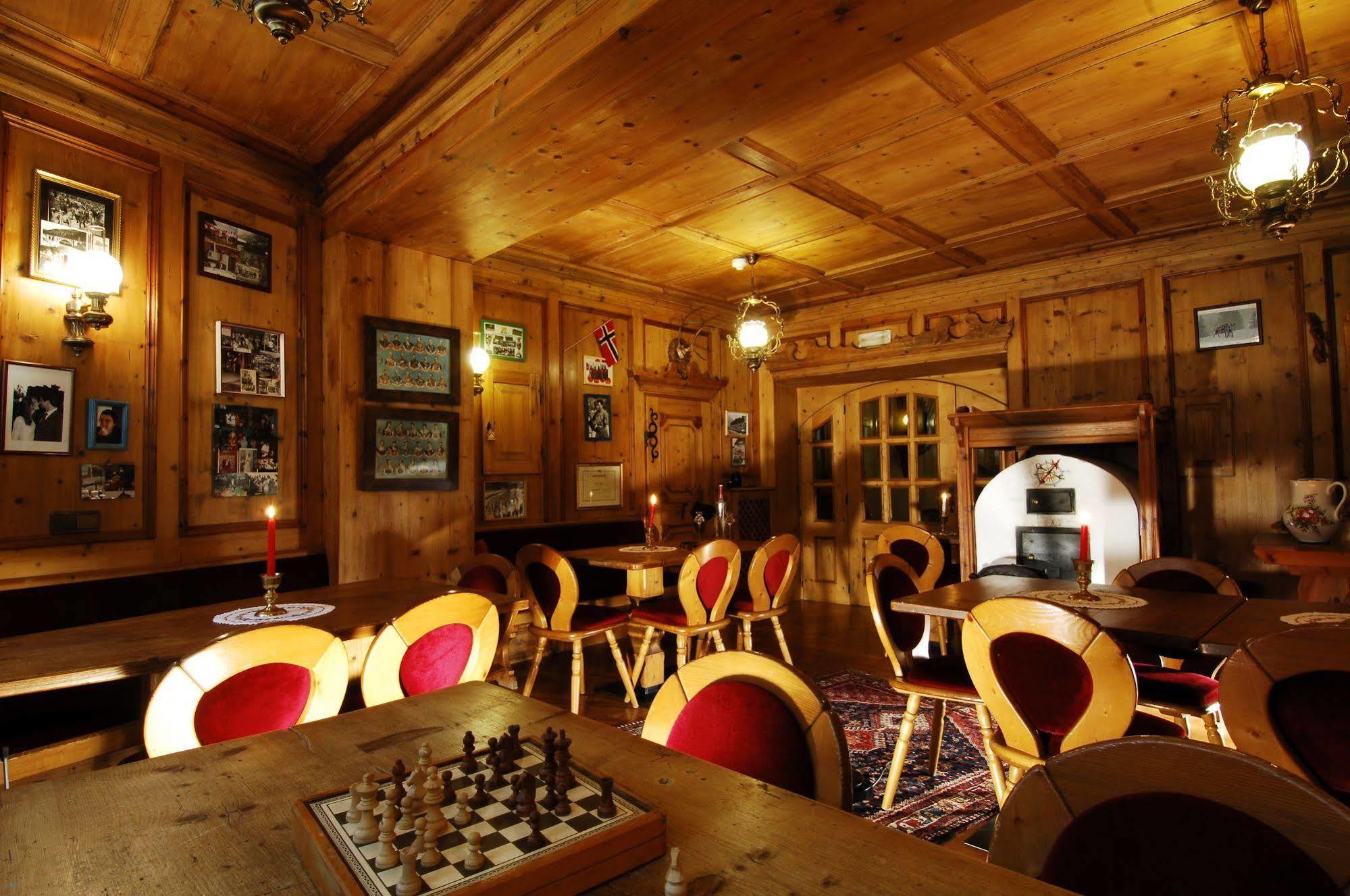 Hotel Ancora Castello-Molina di Fiemme Екстериор снимка